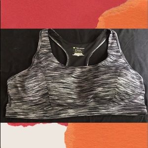 Women’s Sports Bra